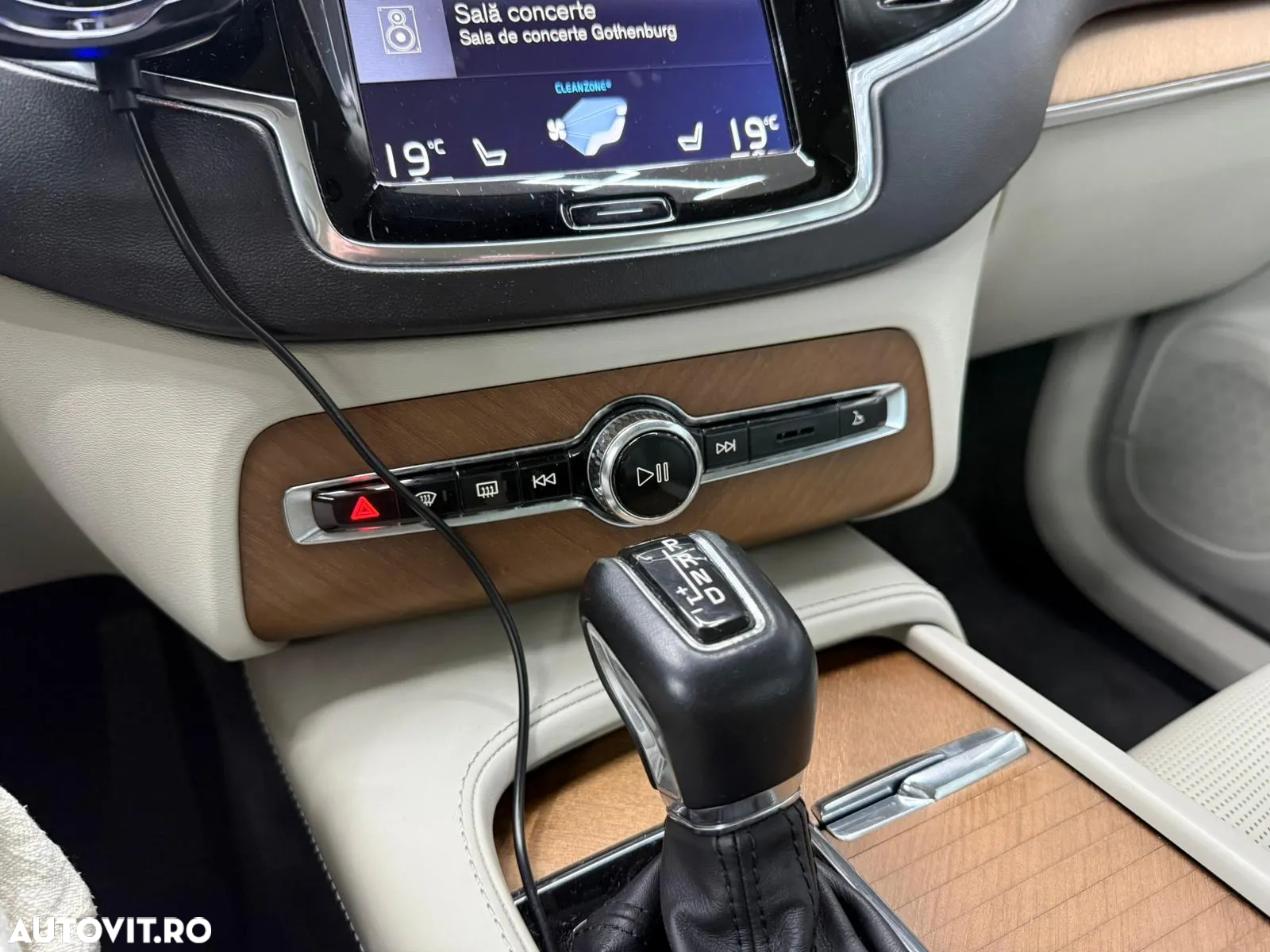 Volvo XC 90 D5 AWD Geartronic Inscription - 13