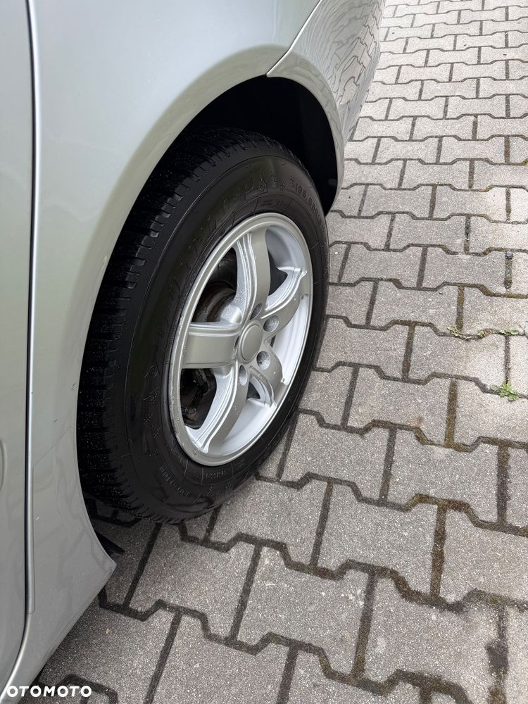 Skoda Octavia 2.0 TDI DPF FAMILY - 16