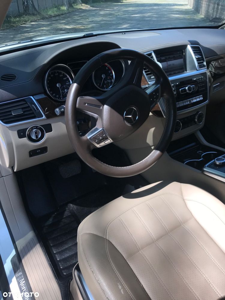 Mercedes-Benz GL 350 BlueTEC 4Matic 7G-TRONIC - 5