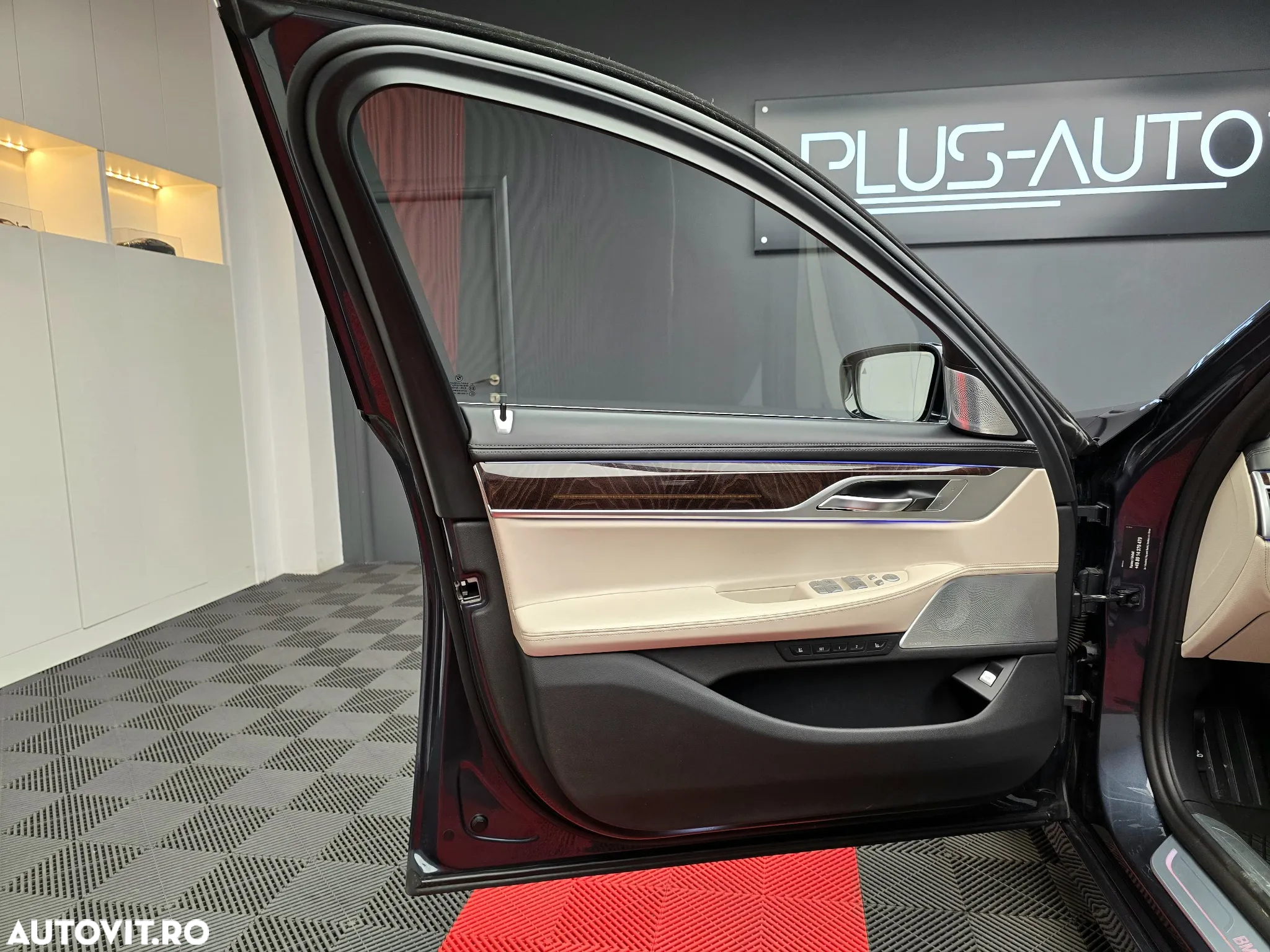 BMW Seria 7 750Ld xDrive - 29