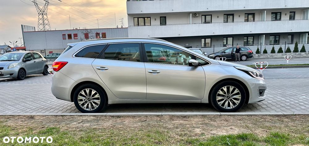 Kia Ceed - 5