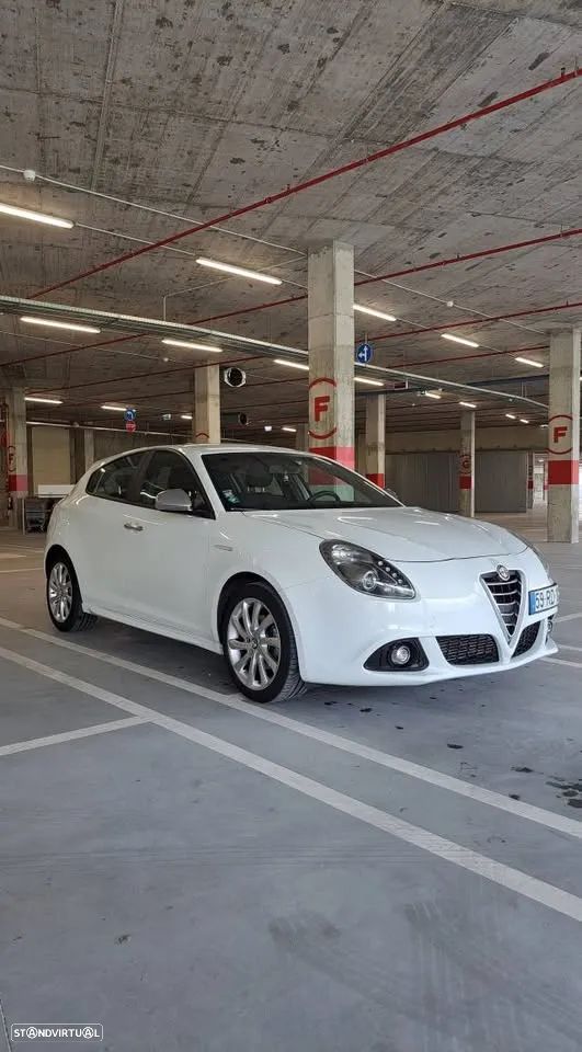 Alfa Romeo Giulietta 1.6 JTDm - 1