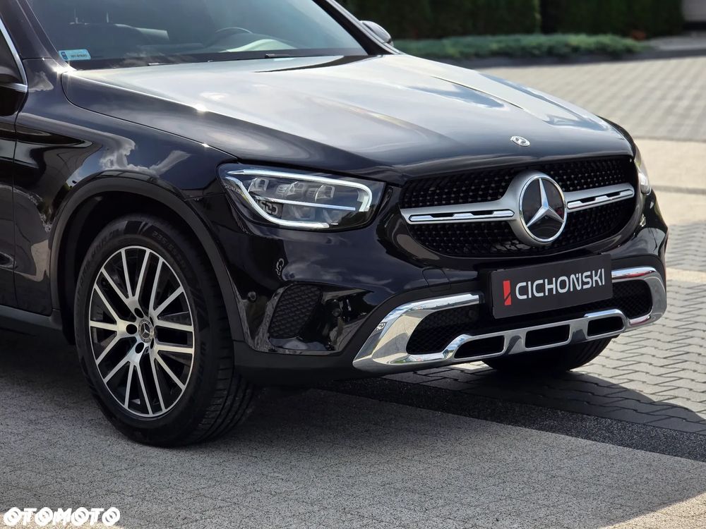 Mercedes-Benz GLC 200 4Matic 9G-TRONIC AMG Line - 28