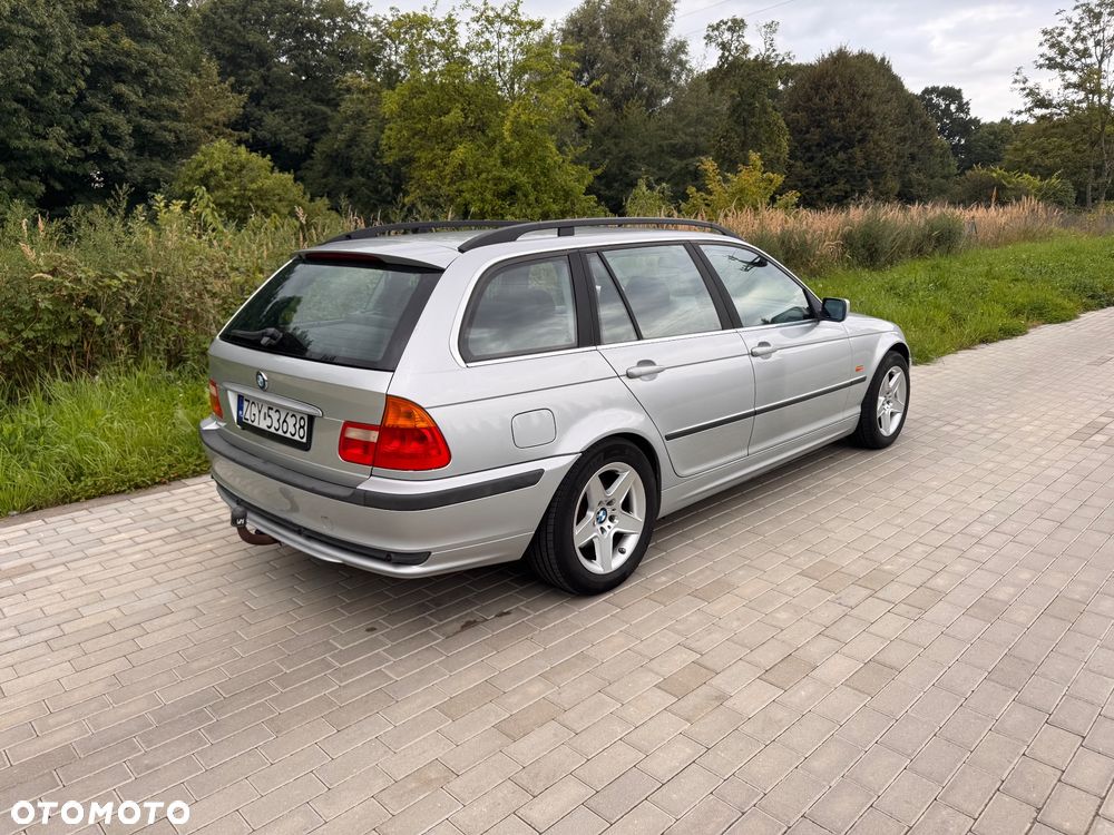 BMW Seria 3 2000 photo 3