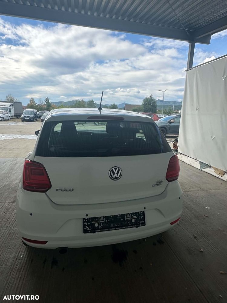 Volkswagen Polo 1.2 TSI Comfortline - 2