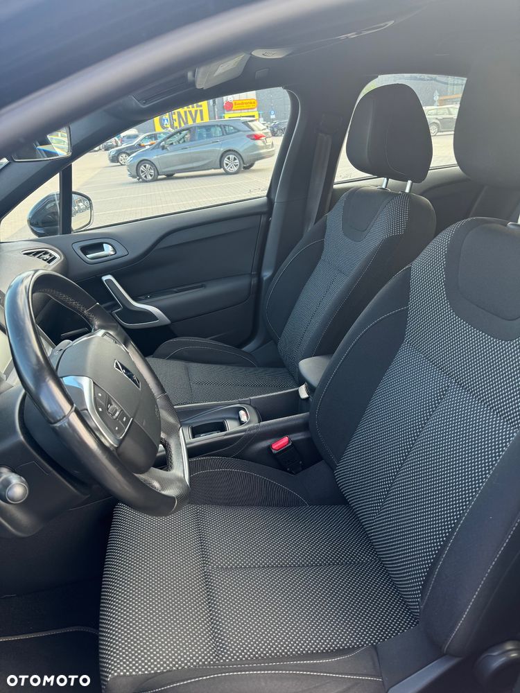 DS Automobiles DS 4 Crossback - 10