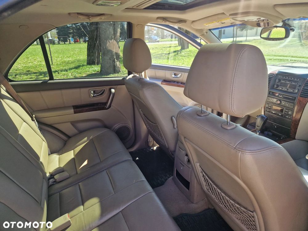 Kia Sorento - 9