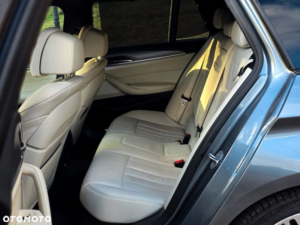 BMW Seria 5 530d xDrive M Sport sport - 20