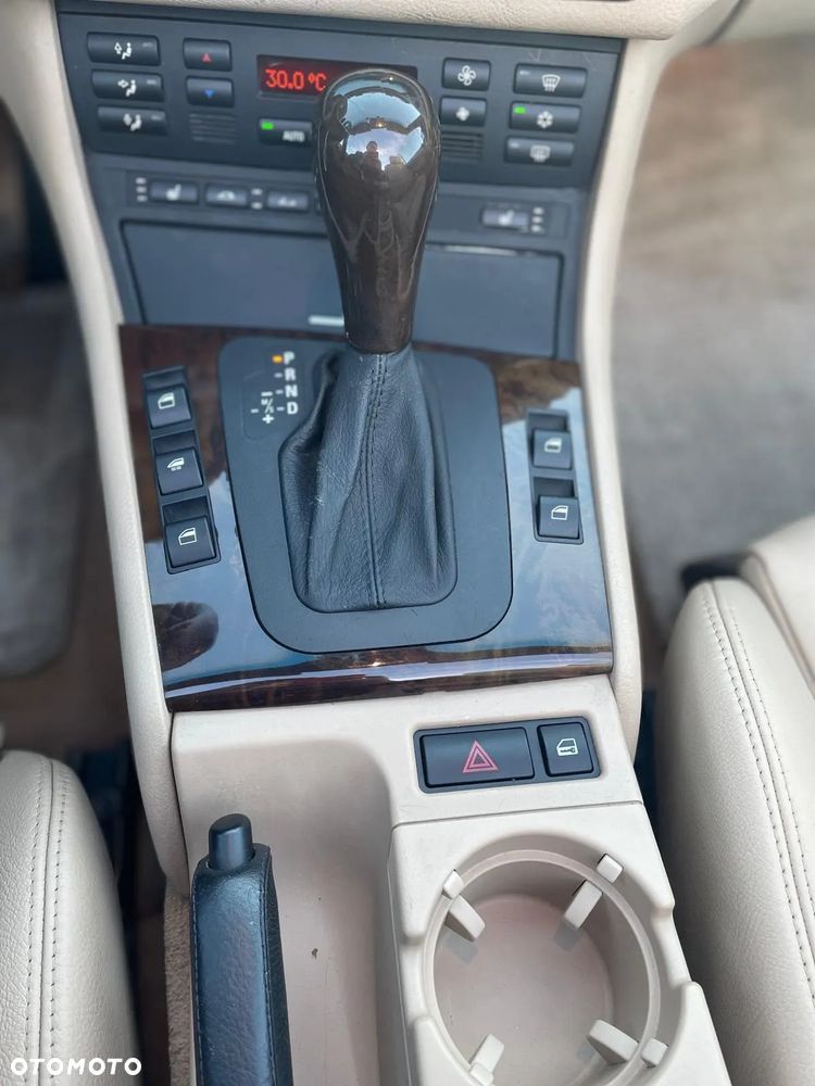 BMW Seria 3 330 Ci - 17