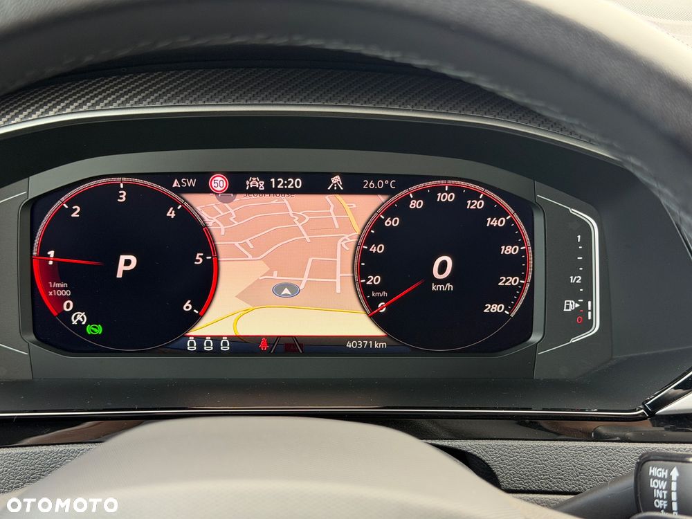 Volkswagen Arteon 2.0 TDI R-Line DSG - 23