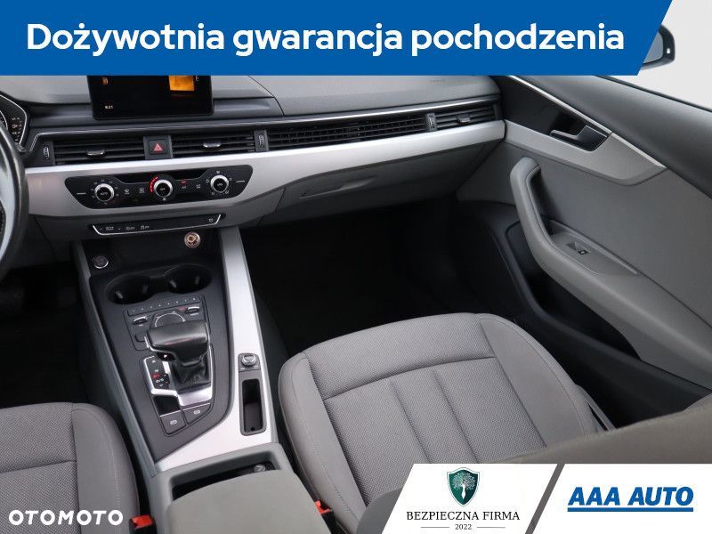 Audi A4 Avant - 10