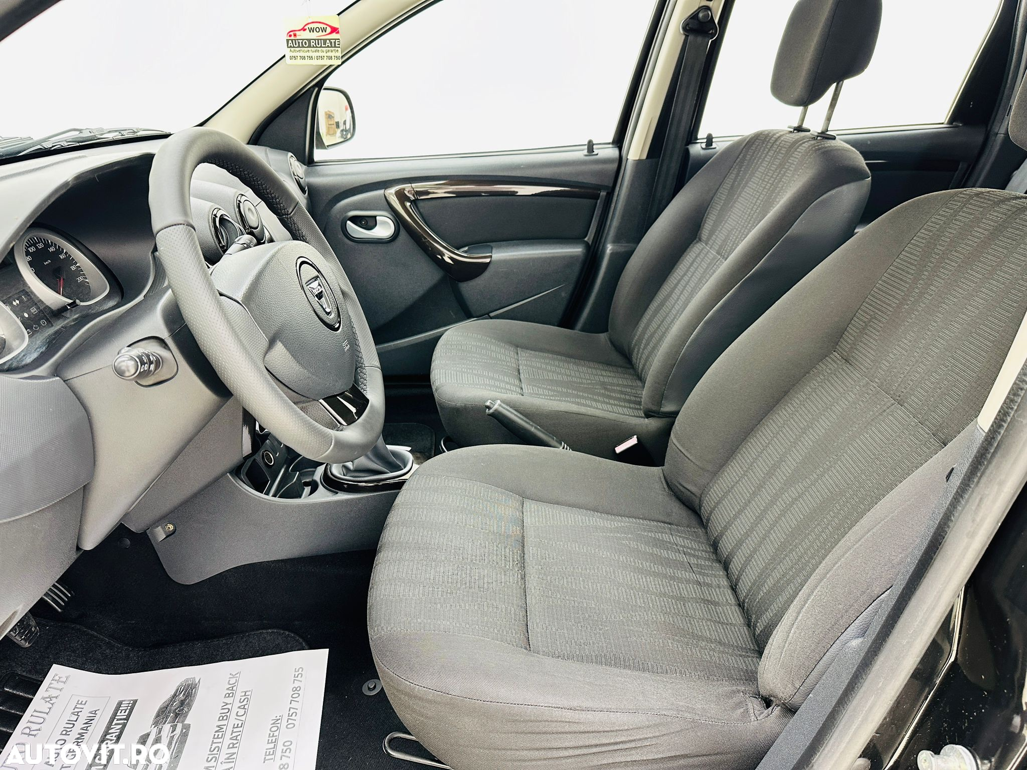 Dacia Duster 1.6 4x2 Laureate - 10