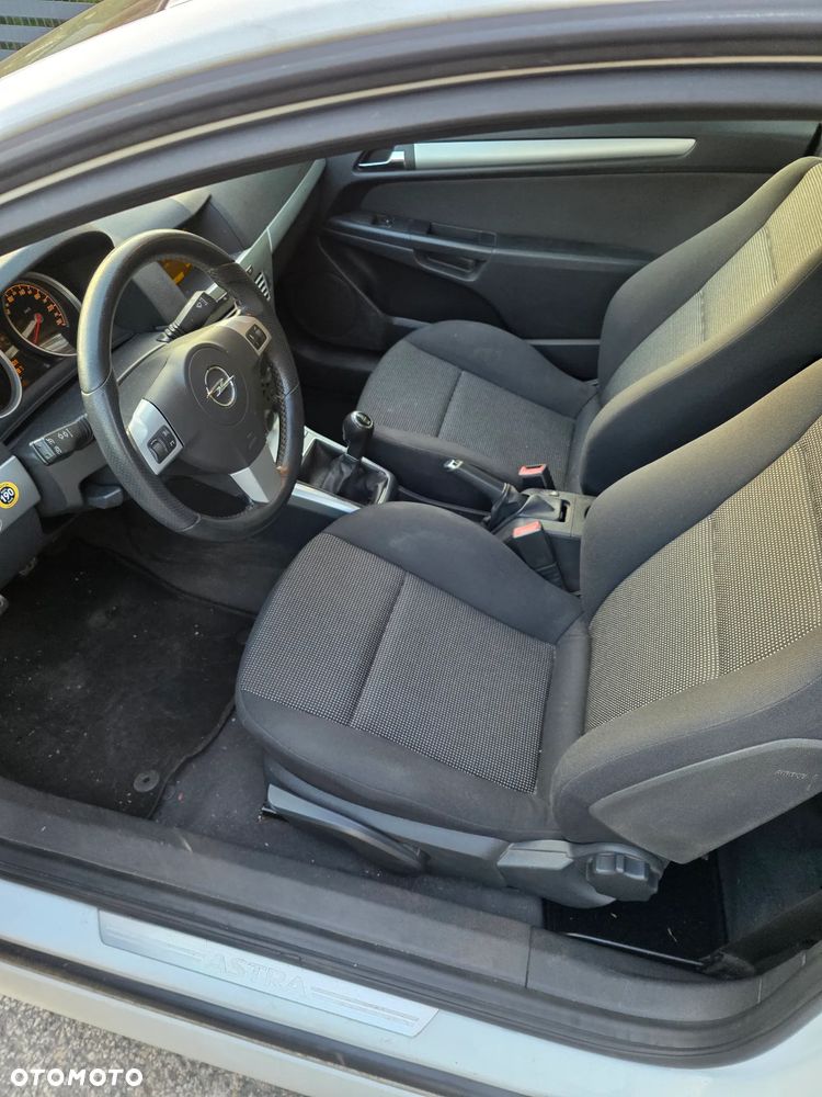 Opel Astra 1.6 Sport - 10
