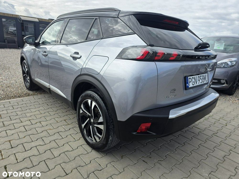 Peugeot 2008 - 4
