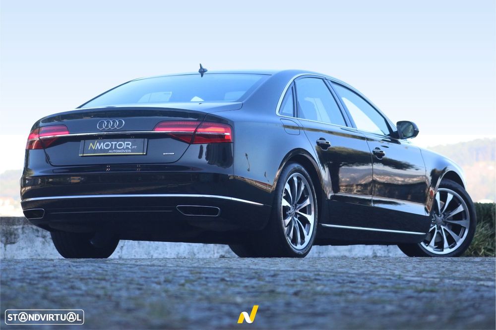 Audi A8 3.0 TDI V6 quattro Clean Diesel Exclusive - 3
