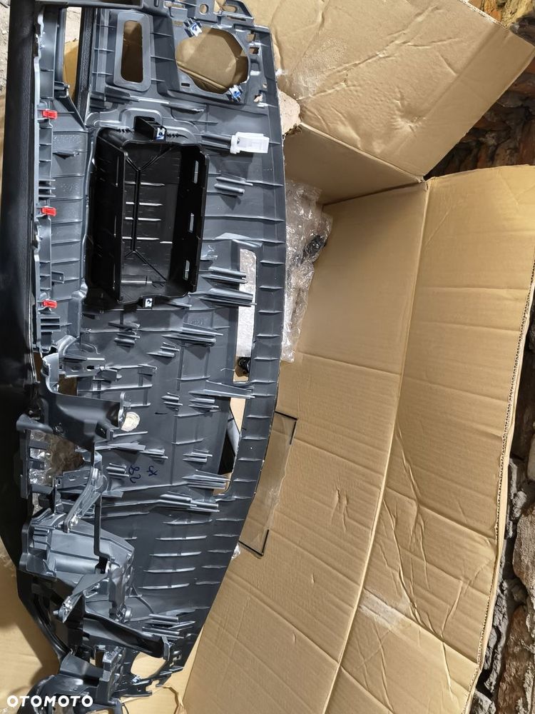 Komplet Konsola Toyota RAV4 — deska rozdzielcza Rav 4, konsola, elementy wewnętrzne - 23