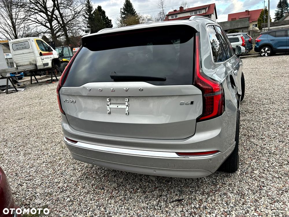 Volvo XC 90 - 7