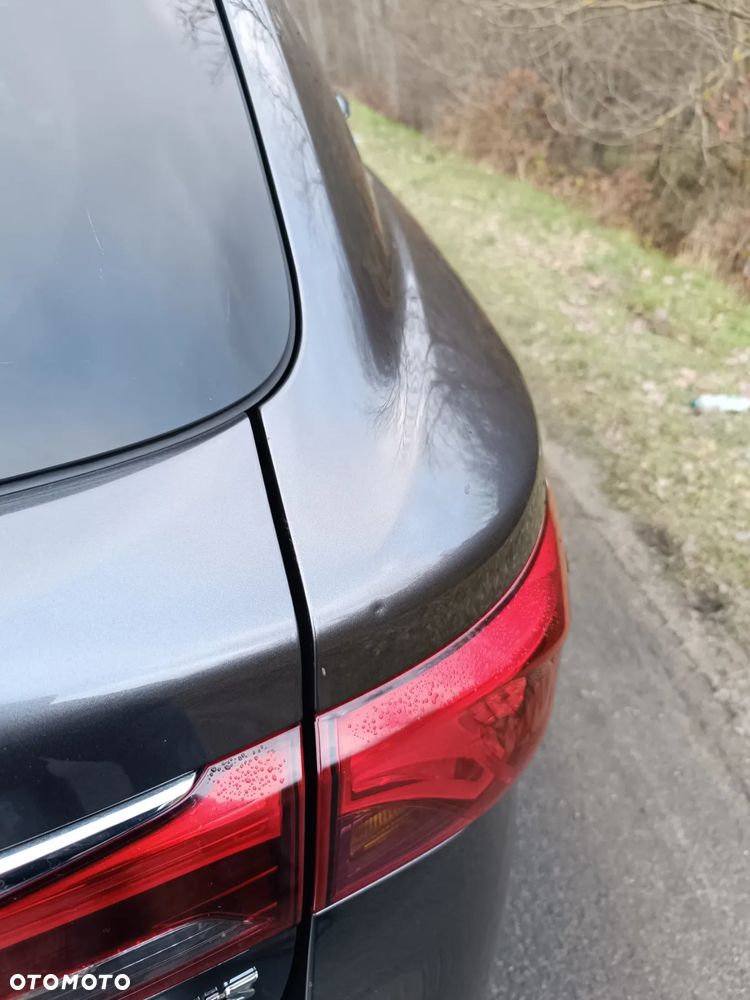 Toyota Avensis 1.8 Premium - 21