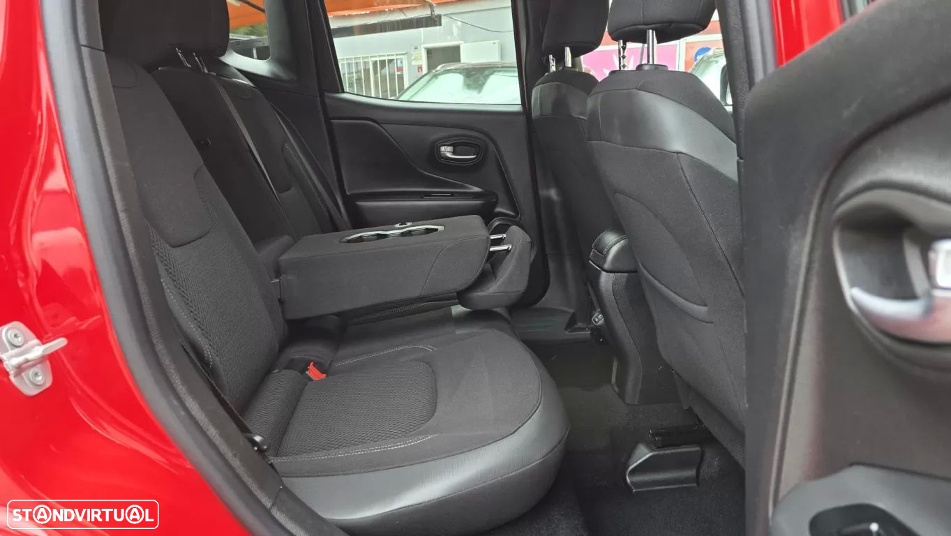Jeep Renegade 1.0 T Limited - 18