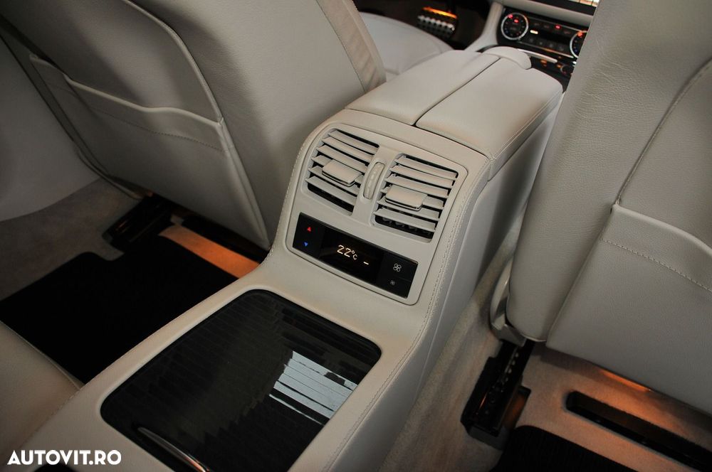 Mercedes-Benz CLS 350 CDI 4Matic 7G-TRONIC - 15