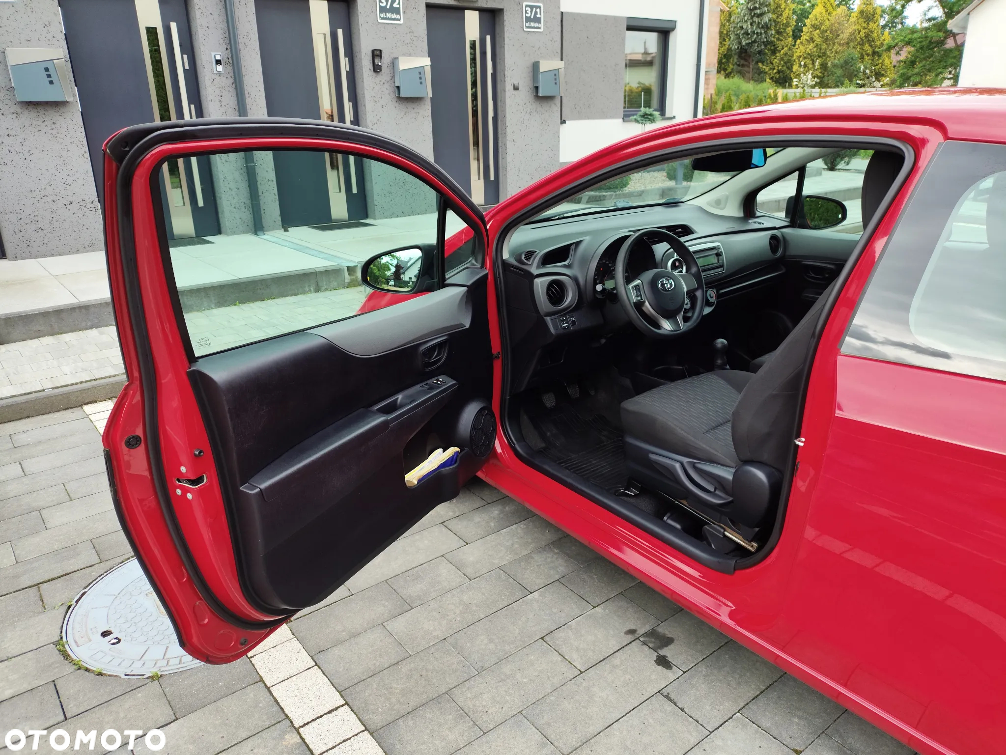 Toyota Yaris - 12