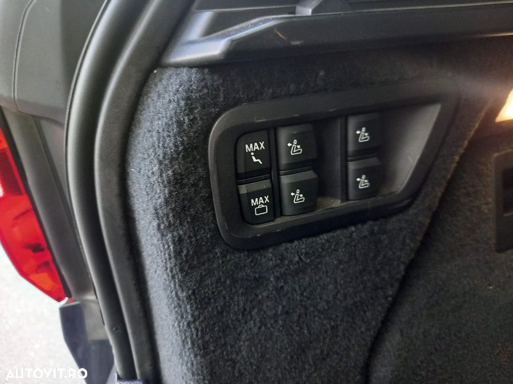 BMW X7 xDrive40i - 33