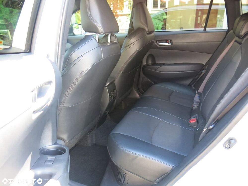 Toyota Corolla Cross 2.0 Hybrid Executive - 11