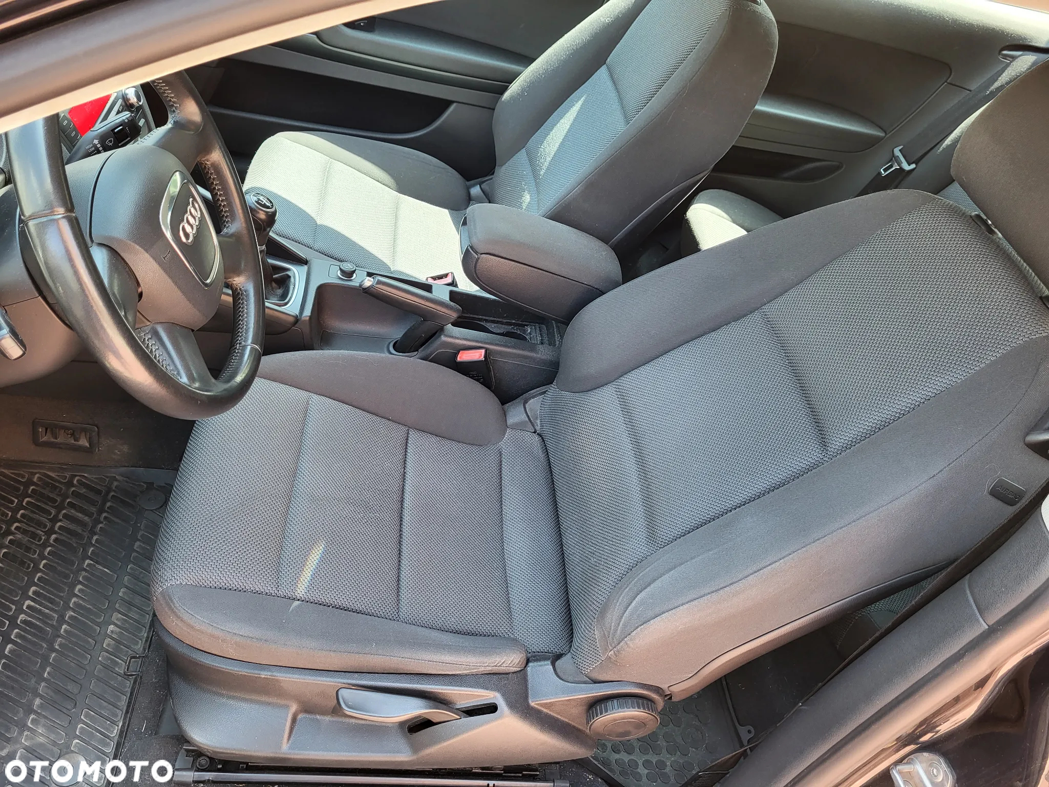 Audi A3 1.6 TDI DPF Attraction - 21