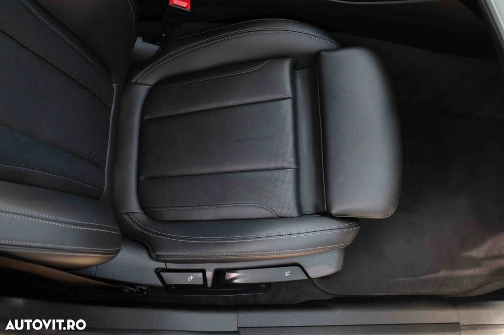 BMW Seria 3 318d AT MHEV - 25