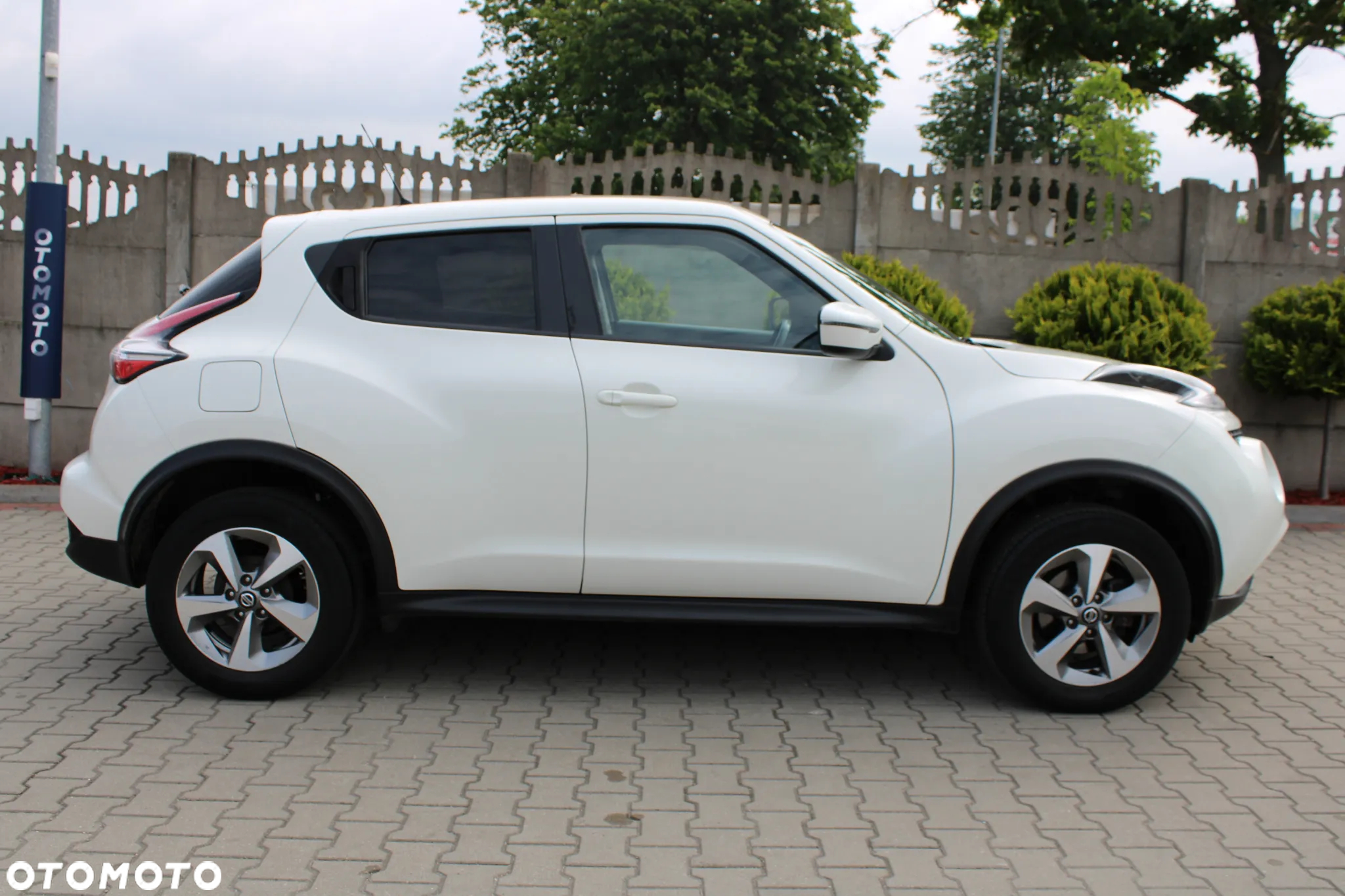Nissan Juke 1.6 Acenta Xtronic - 11
