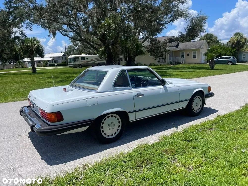 Mercedes-Benz SL - 17