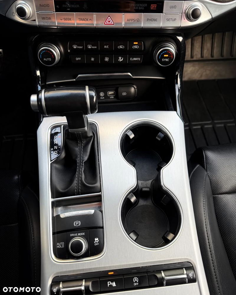 Kia Stinger 3.3 T-GDI V6 GT AWD - 17