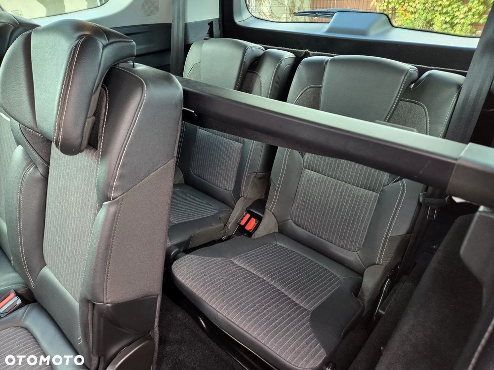 Renault Grand Scenic ENERGY TCe 140 BOSE EDITION - 16