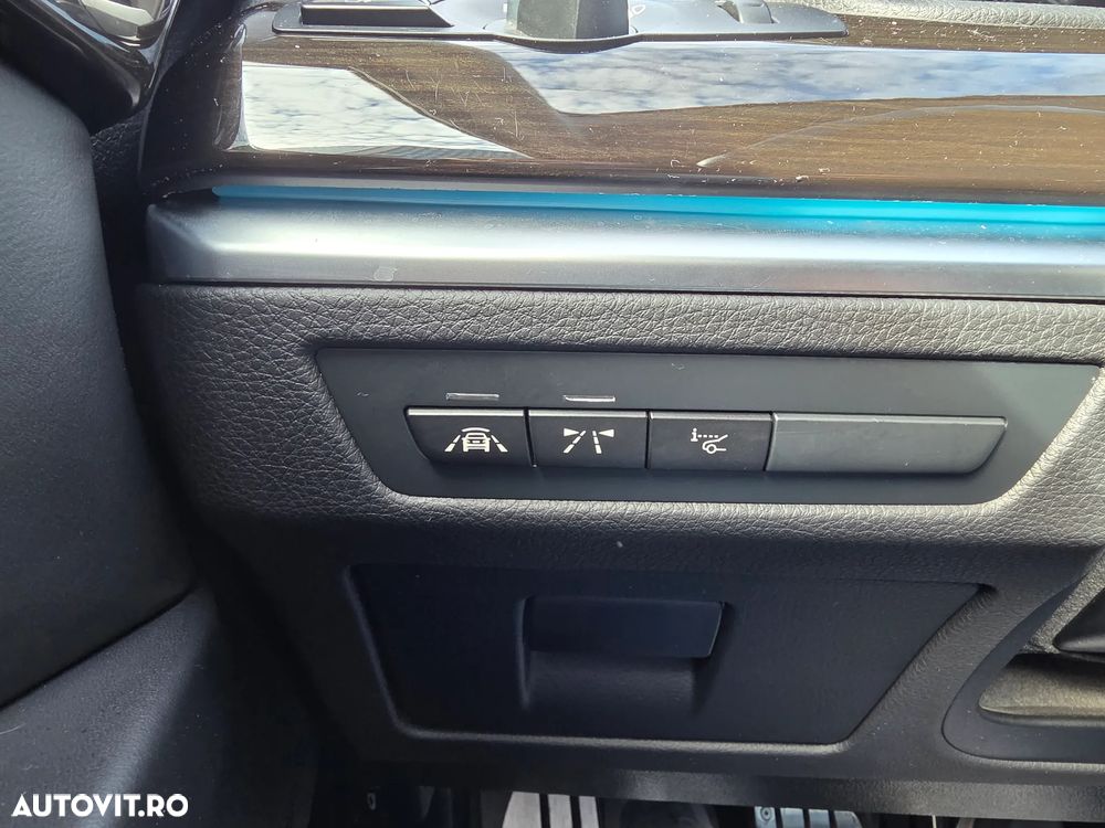 BMW Seria 5 520d Aut. Luxury Line - 19