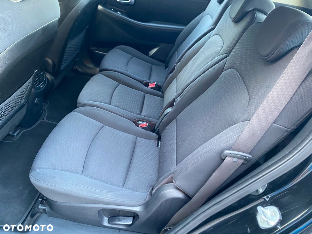 Kia Carens 1.7 CRDi Edition 7 - 37