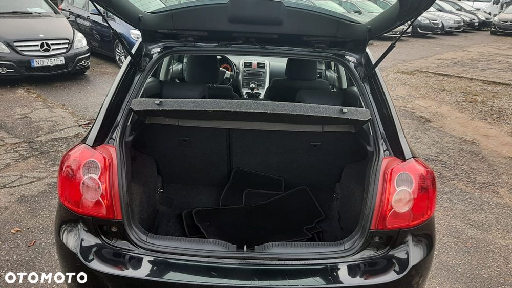 Toyota Auris - 9