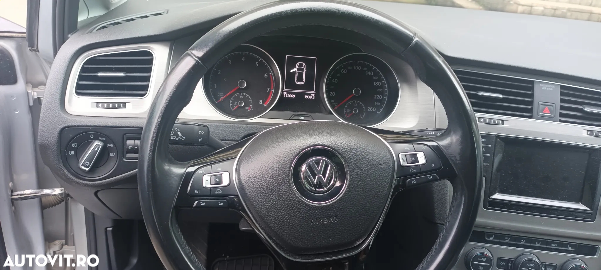 Volkswagen Golf 1.2 TSI DSG Comfortline - 4
