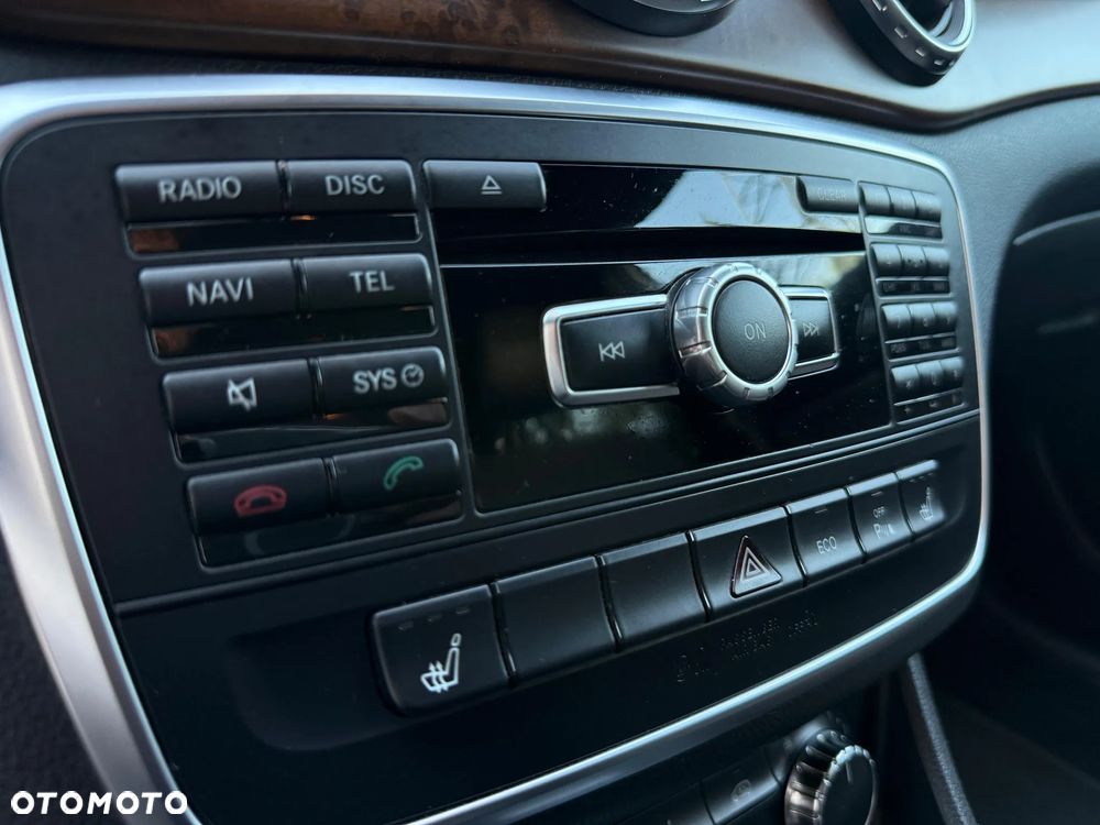 Mercedes-Benz GLA 200 (CDI) d - 10