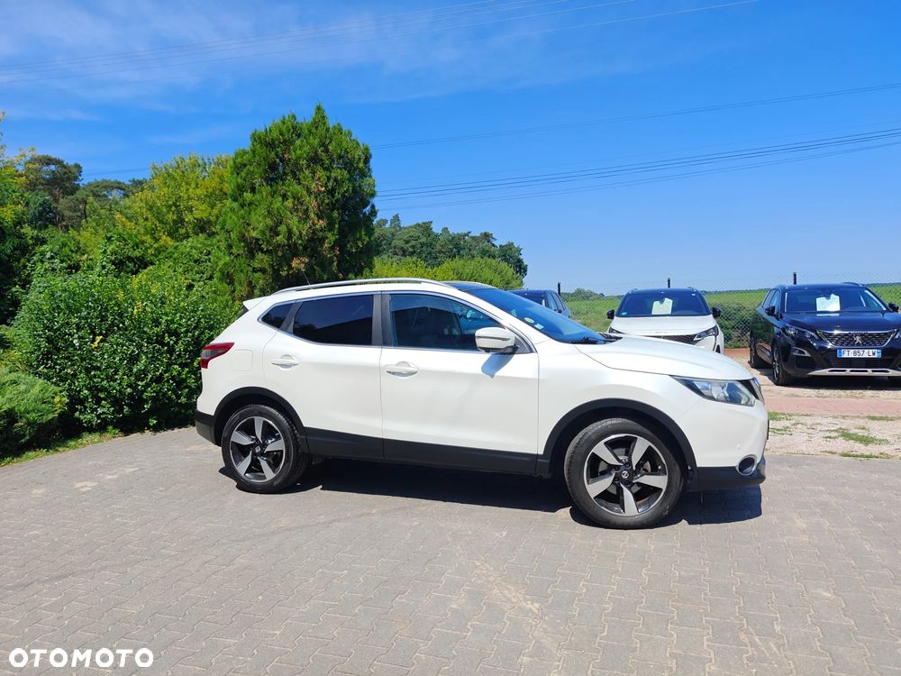 Nissan Qashqai 1.5 dCi N-Connecta - 14