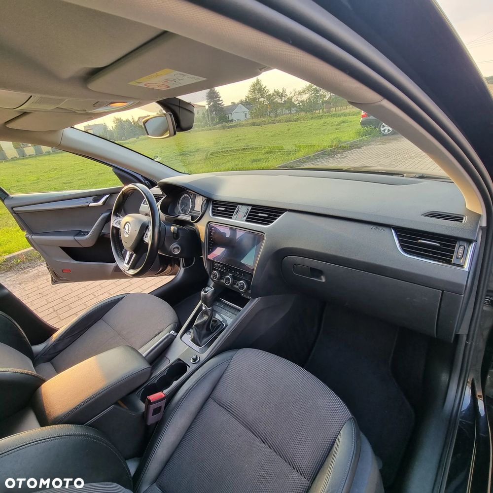 Skoda Octavia 1.6 TDI DSG Premium Edition - 15