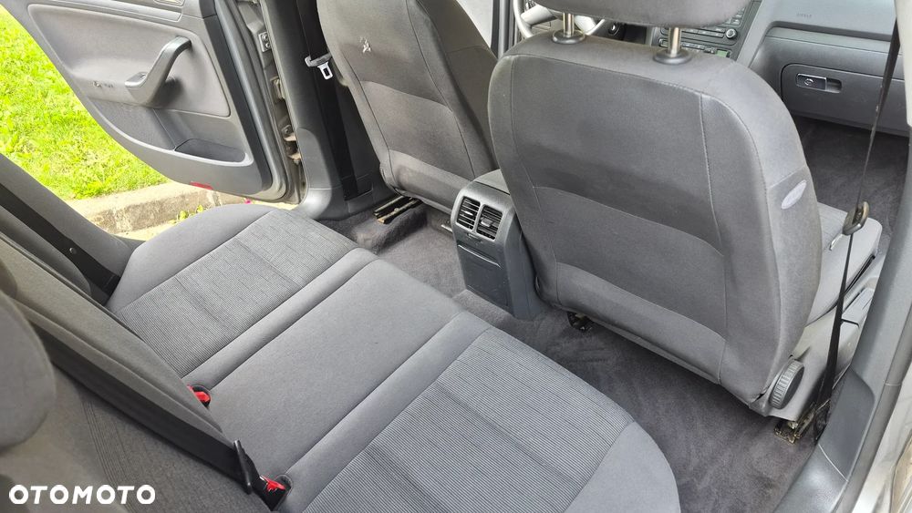 Volkswagen Golf 1.9 TDI Comfortline - 17