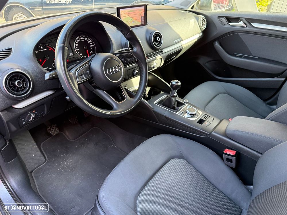 Audi A3 Sportback 30 TDI - 8