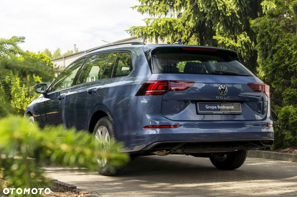 Volkswagen Golf - 11