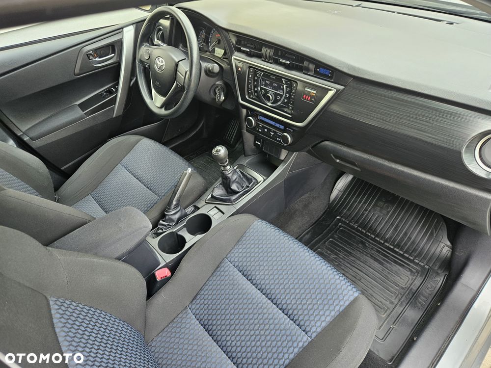 Toyota Auris 1.33 Dual-VVT-i Comfort - 18