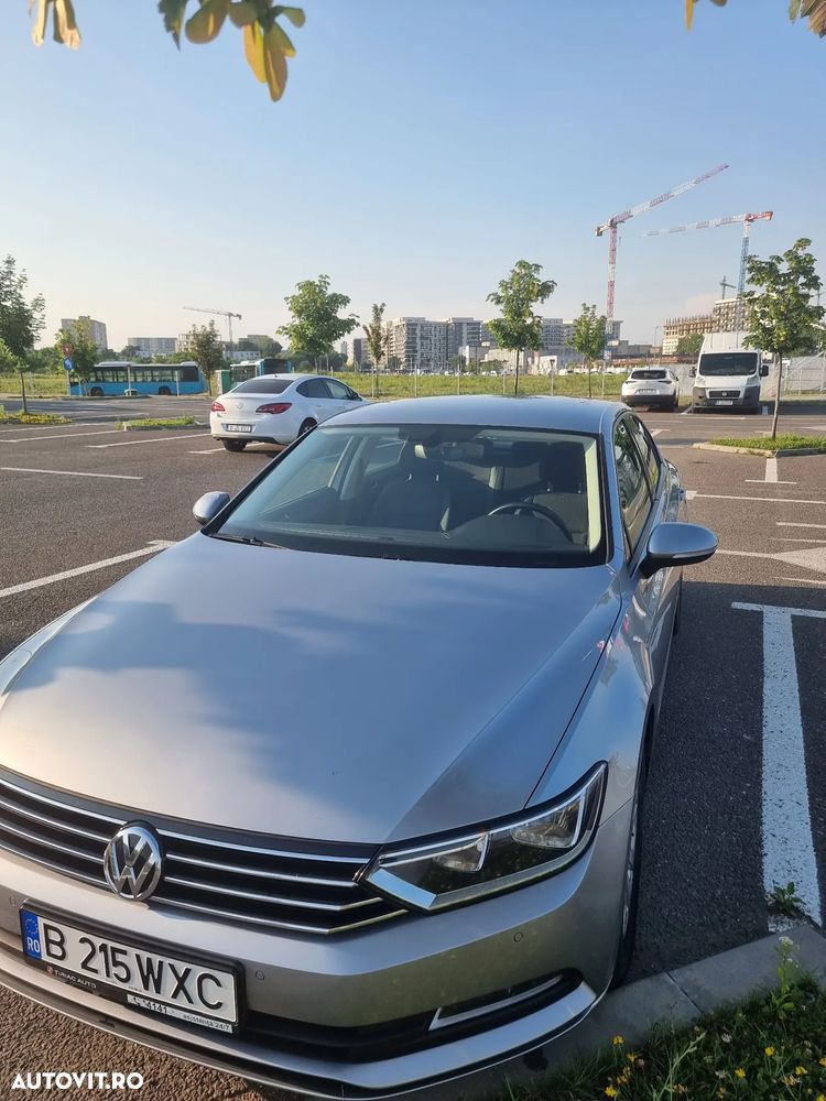 Volkswagen Passat 2.0 TDI Trendline - 27
