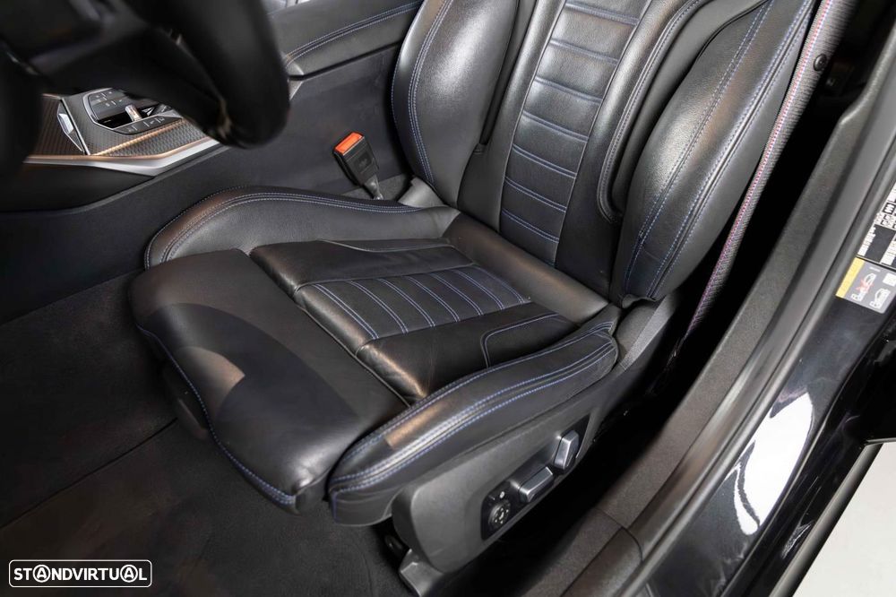 BMW 330 e Pack M Auto - 42