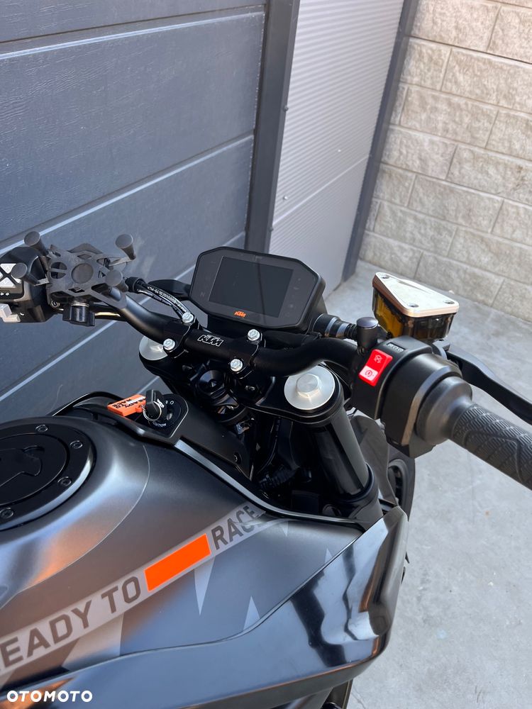 KTM Duke 790 - 16