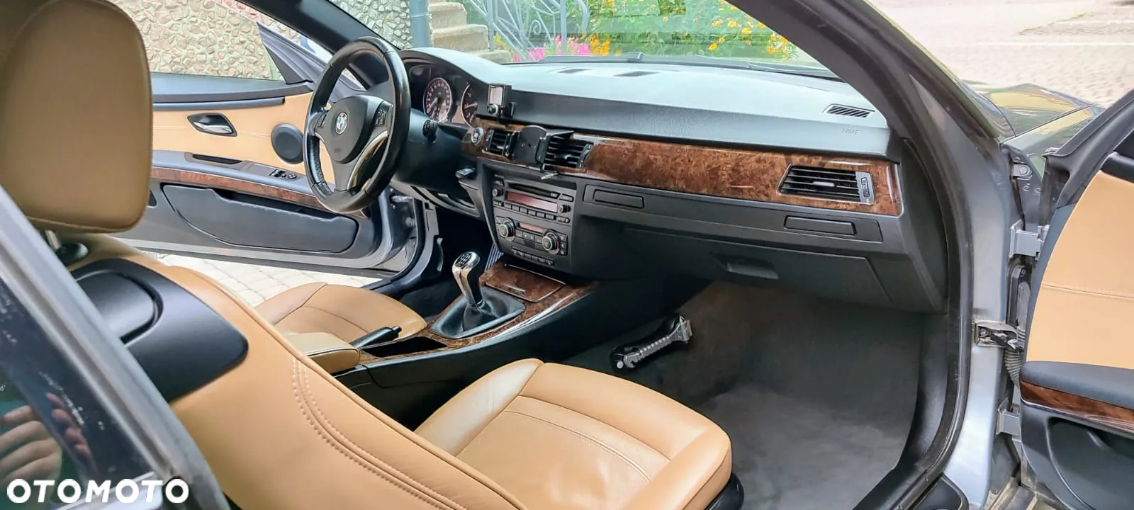 BMW Seria 3 320i - 11