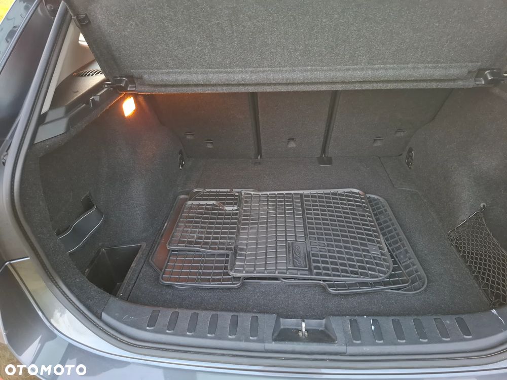 BMW X1 xDrive18d - 12