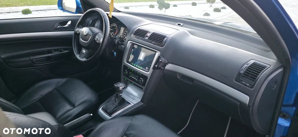Skoda Octavia 2.0 TDI DPF DSG RS - 16